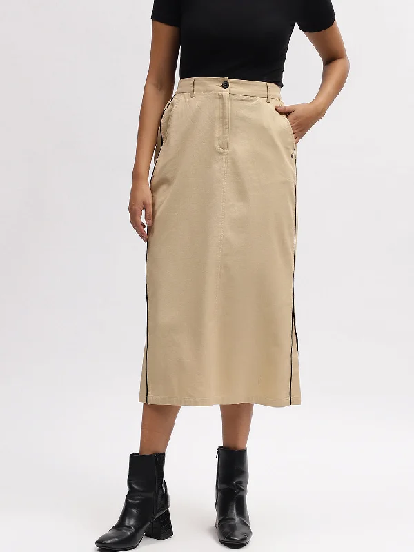 Iconic Women Beige Solid Straight Fit Skirt