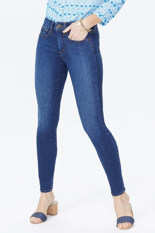 Ami Skinny Jeans In Tall - Cooper