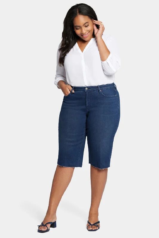 Kristie 80s Bermuda Denim Shorts In Plus Size - Inspire